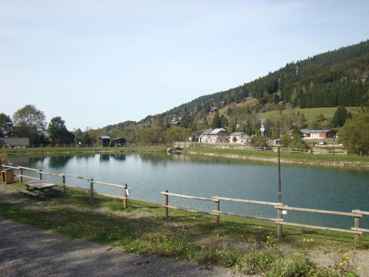 Studio Au Calme Face Aux Montagnes Dans Station De Ski La Morte 外观 照片