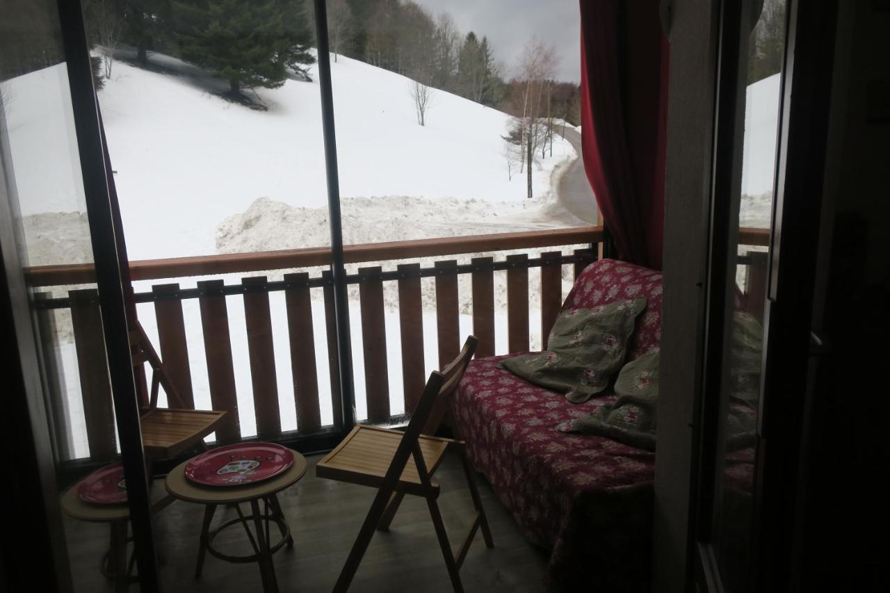Studio Au Calme Face Aux Montagnes Dans Station De Ski La Morte 外观 照片
